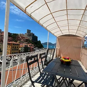 https://square-views.hotelitalianriviera.com