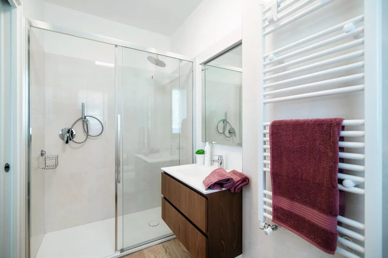 Apartment Sette - By Myhomeincomo