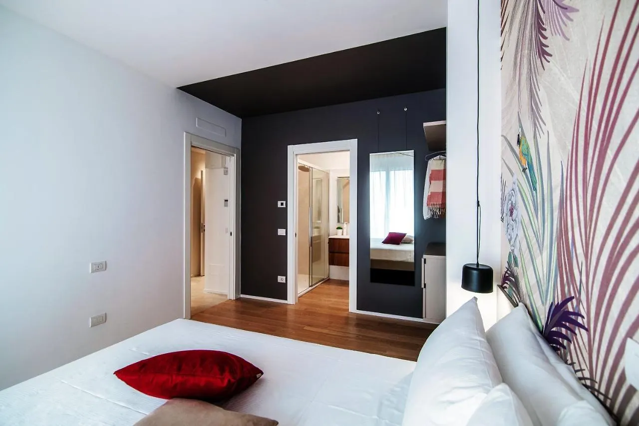 Apartment Sette - By Myhomeincomo