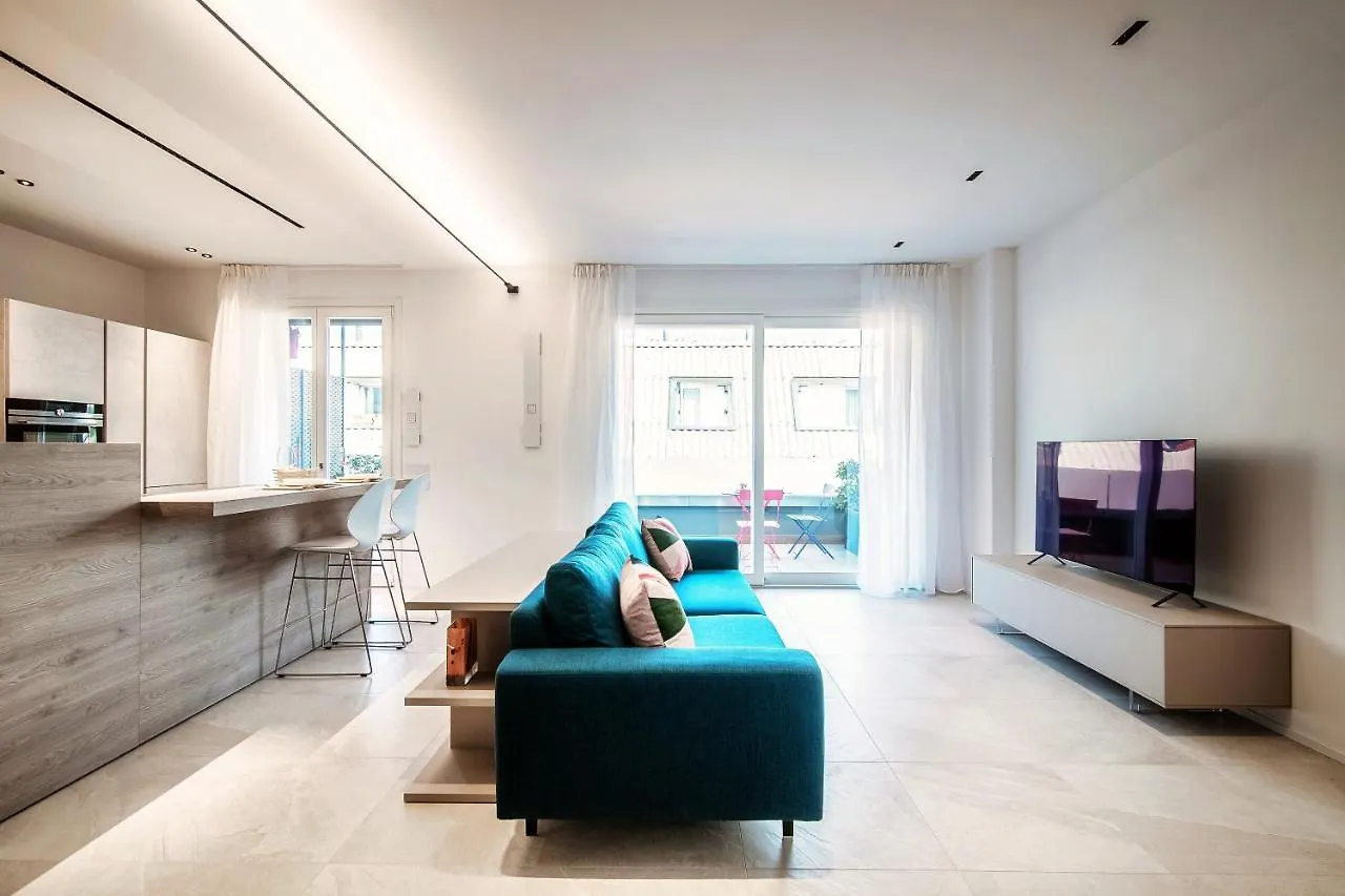 Apartment Sette - By Myhomeincomo Italien