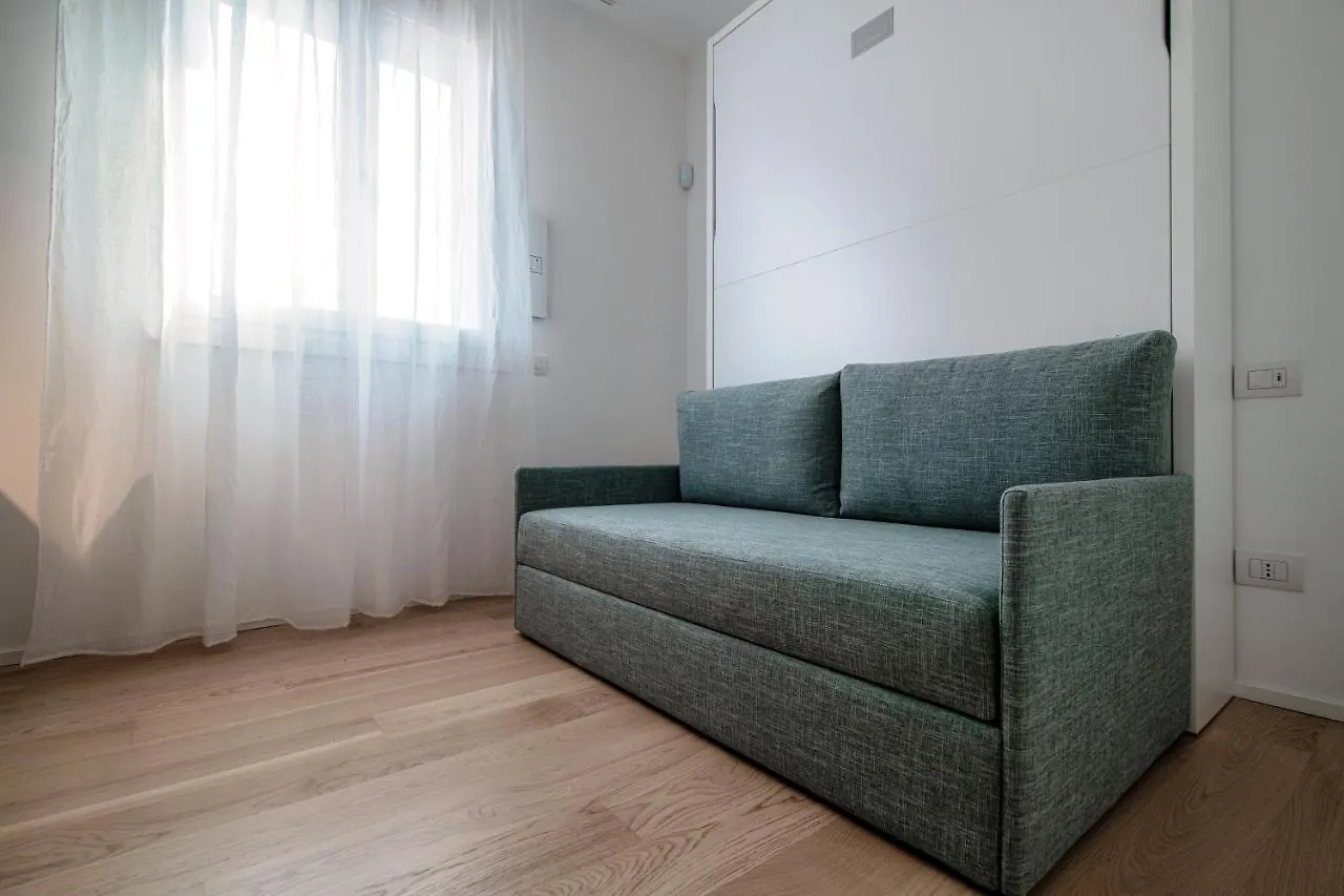 Apartment Sette - By Myhomeincomo Italien